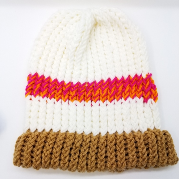 Five Handmade Knit Beanie Set! Family Friends Gift - Picture 4 of 12